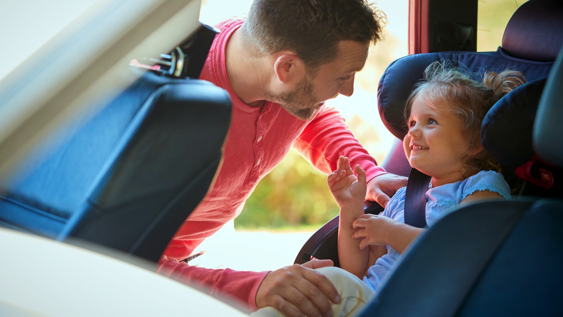 Como transportar crianças no carro com segurança - Unidas