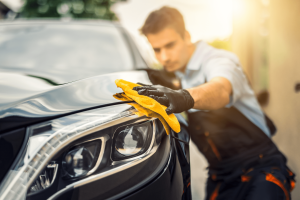 Como manter a manutenção de carro seminovo