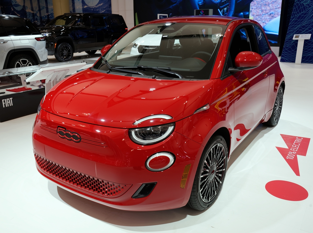 Fiat 500e é destaque por sua tecnologia e segurança