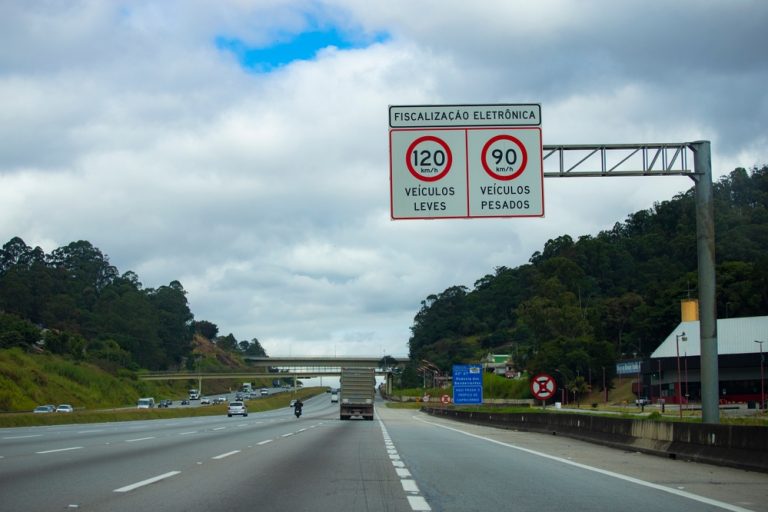 tolerância de velocidade