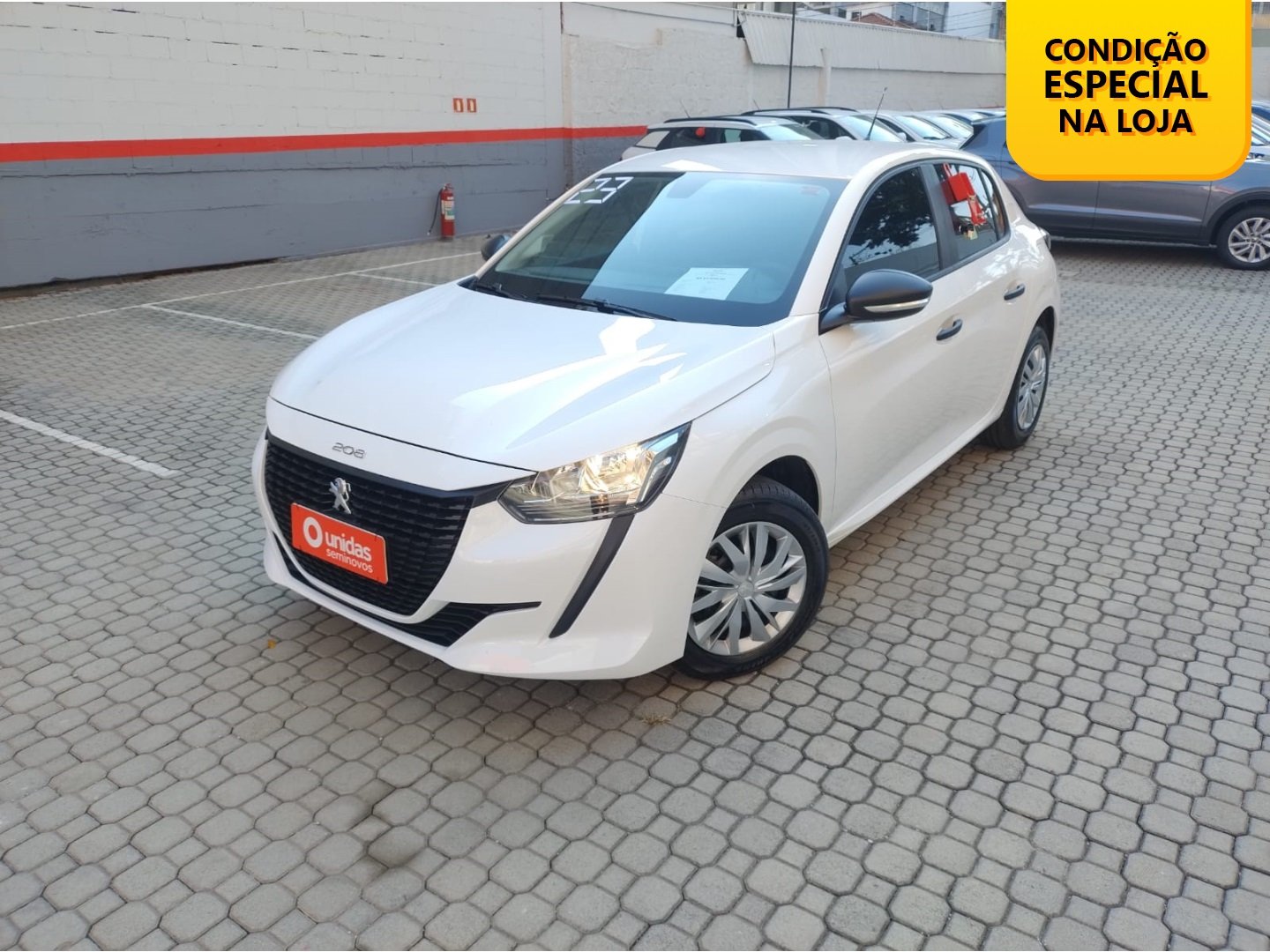 Peugeot - 208