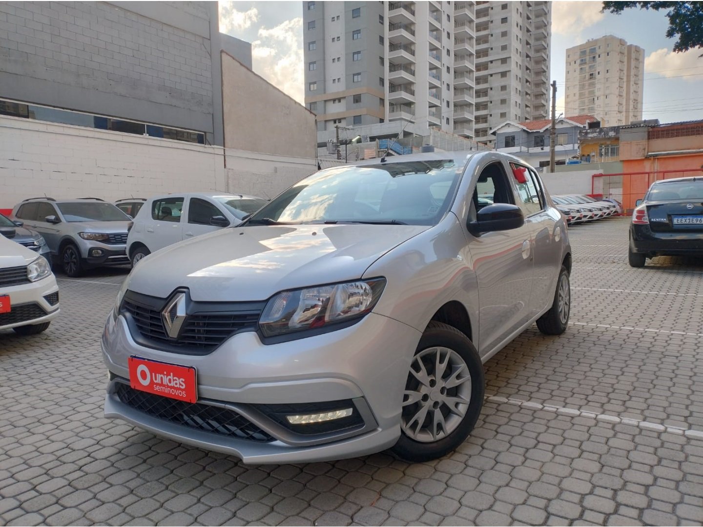 Renault - Sandero